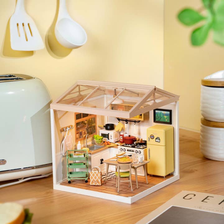 Hands Craft - Wholesale DIY Craft Kit - Kids - DIY Miniature House Kit: Happy Meals Kitchen