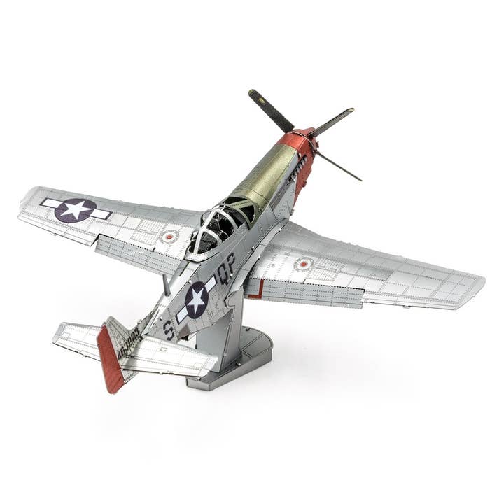 Metal Earth - Wholesale Decorative Figurine - Mustang P51D "Sweet Arlene" - Color