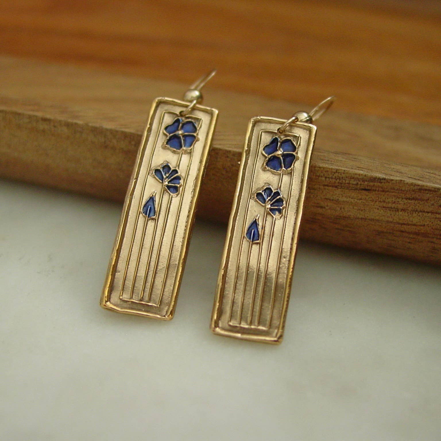 Vis a Vis Jewelry - Vente Boucles d'oreilles pendantes - Boucles d'oreilles petites fleurs de marguerite - Bijoux d'automne8