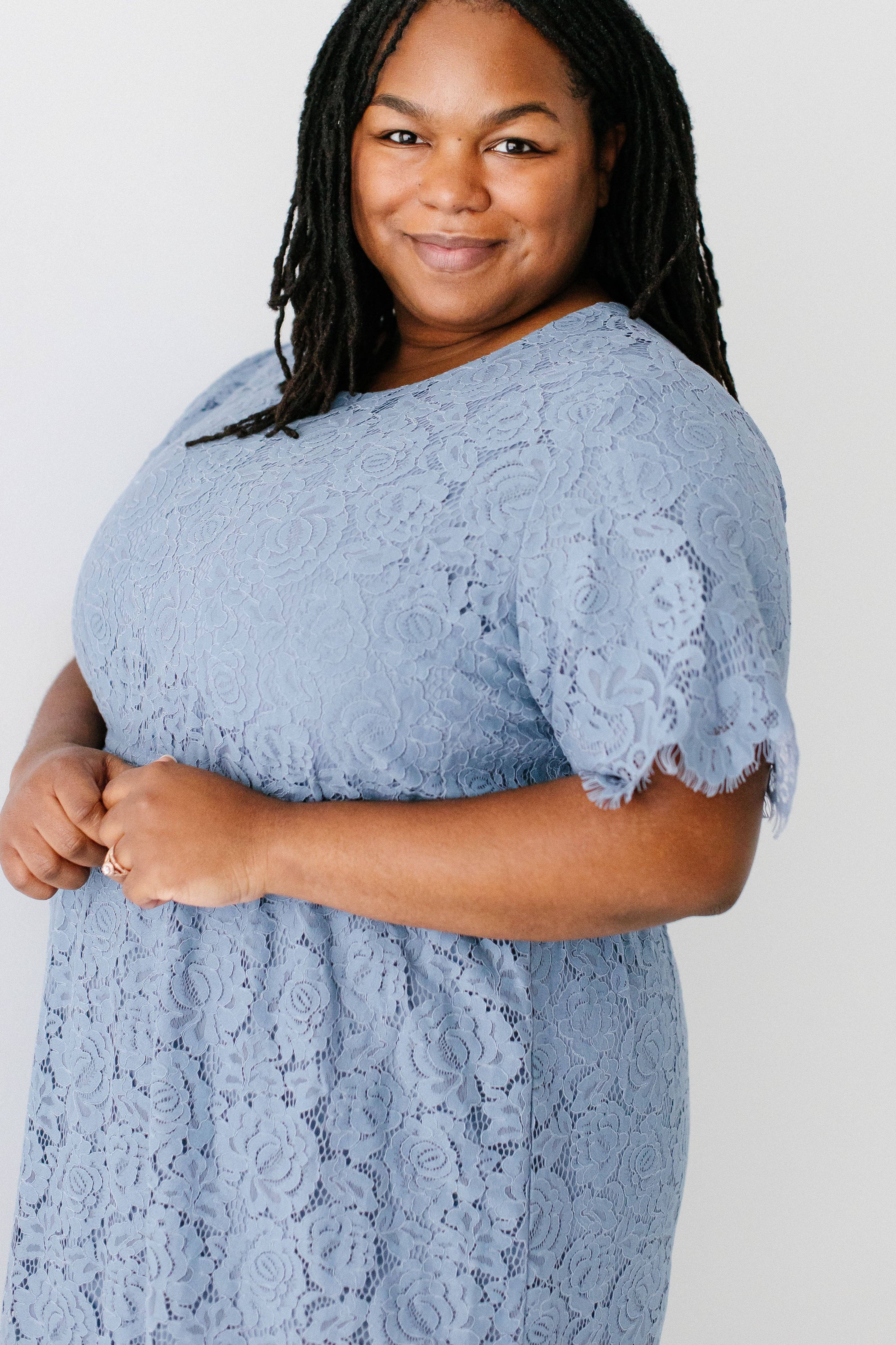 The Main Street Exchange - Wholesale Dress - Women's - 'Odessa' Round Neck Lace Maxi Dress21