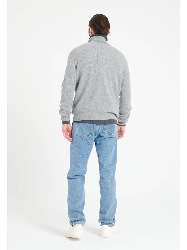 light grey ZACH 2 men's trucker sweater in cashmere for wholesale on Faire4