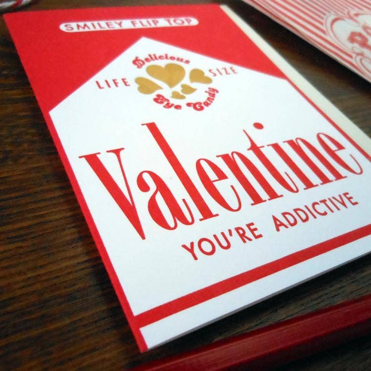 a. favorite design - Wholesale Valentine's Day Card - Valentine Candy Cigarettes1