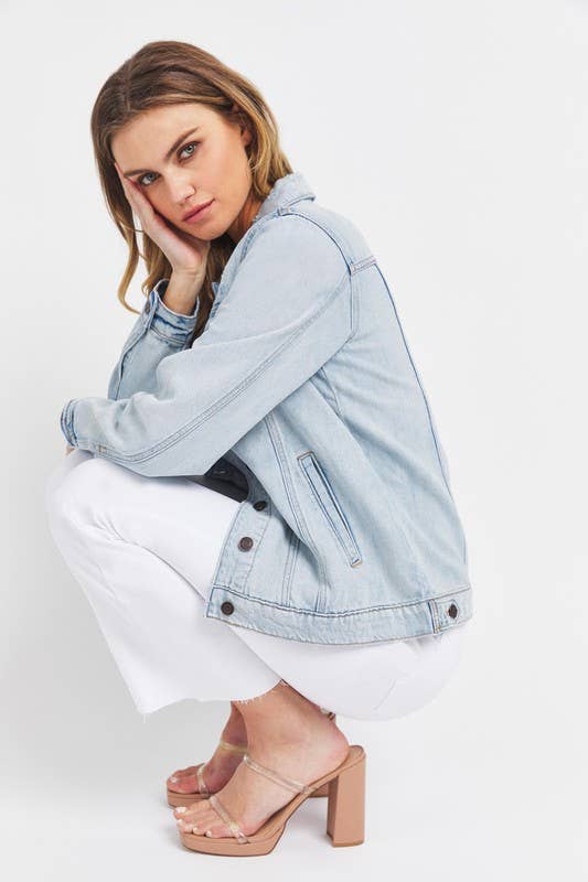 Super Light Denim 1258J-1SLTD-Oversized Button Down Classic Jean Jacket for wholesale on Faire5