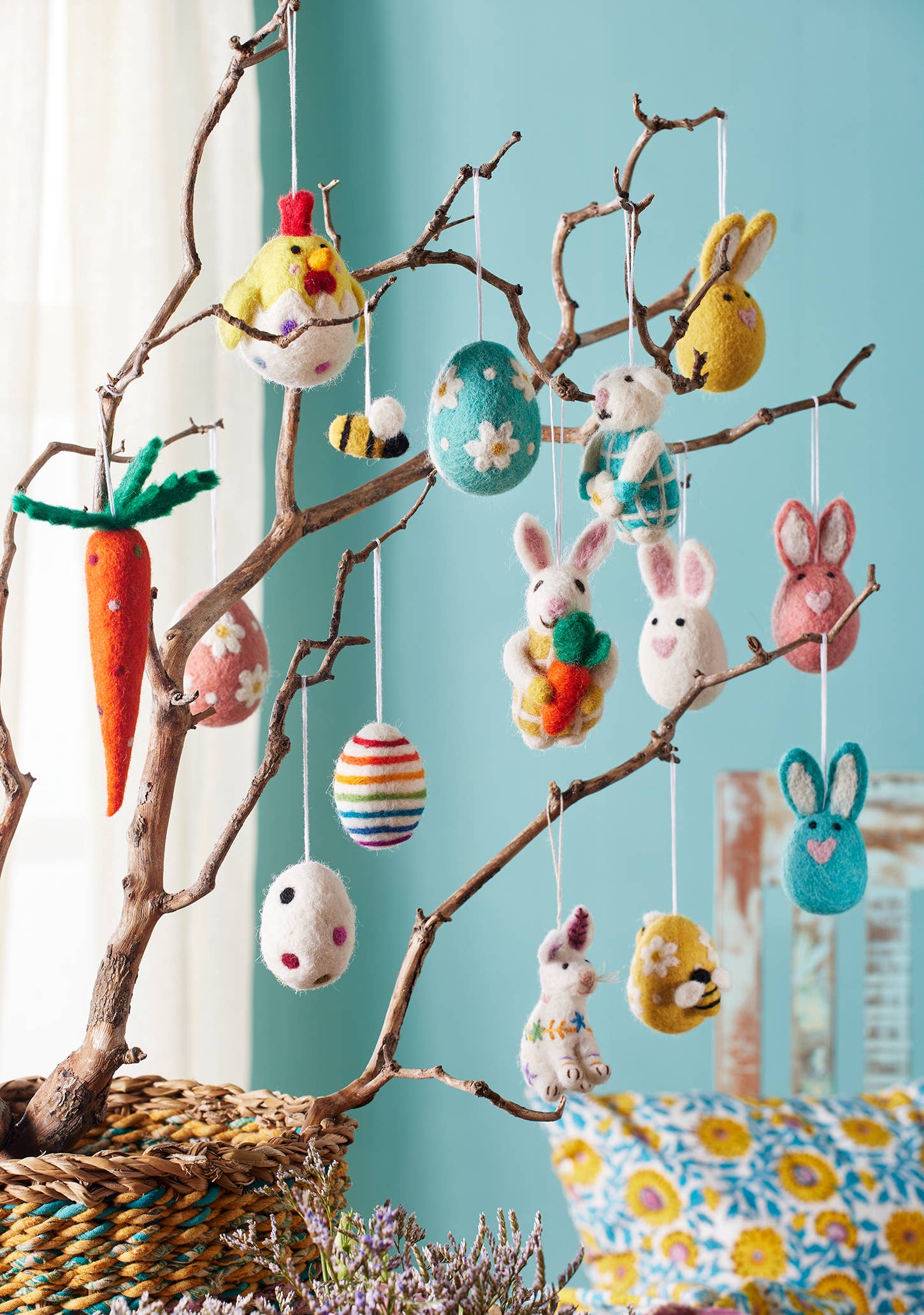 Namaste - Wholesale Ornament - Felt Daisy Egg Decorations3