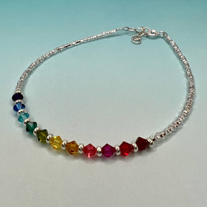 Rainbow Crystal Gradient Ankelkæde på klar for engroshandel hos Oreb Lram Fine Casual Jewelry