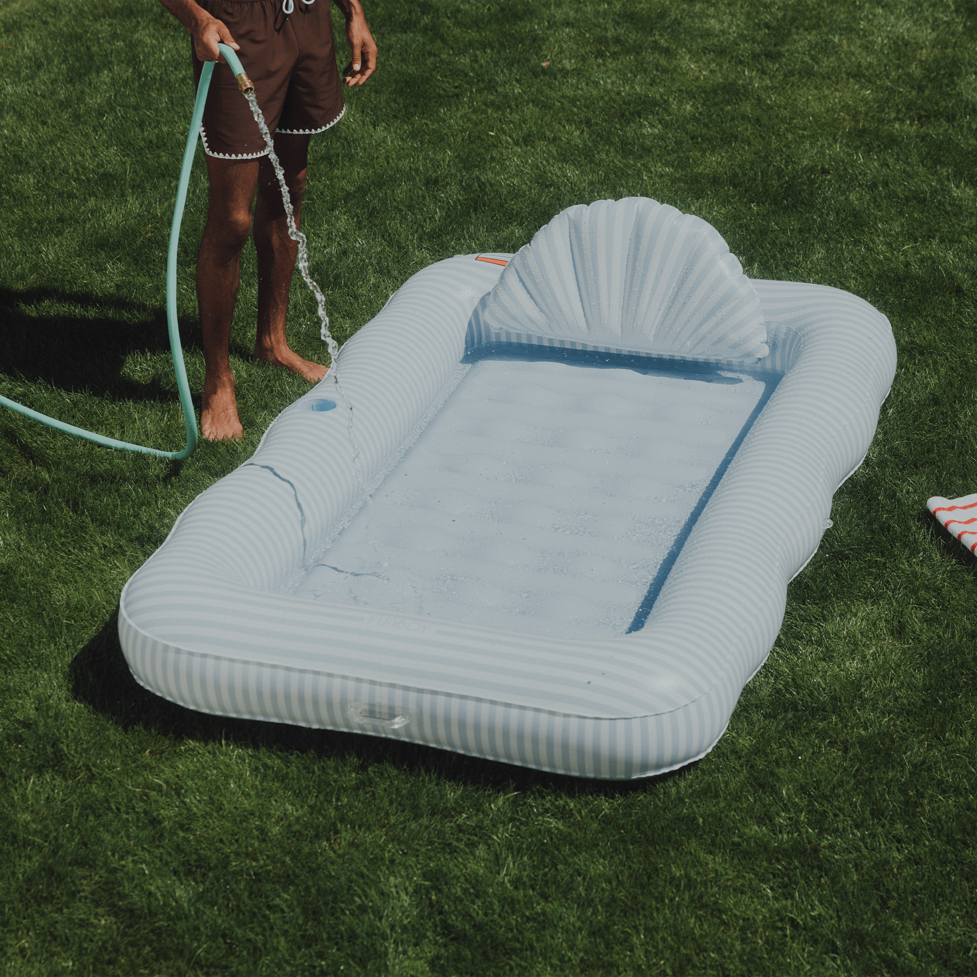 FUNBOY - Wholesale Inflatables - Tanning Pool Lounger4