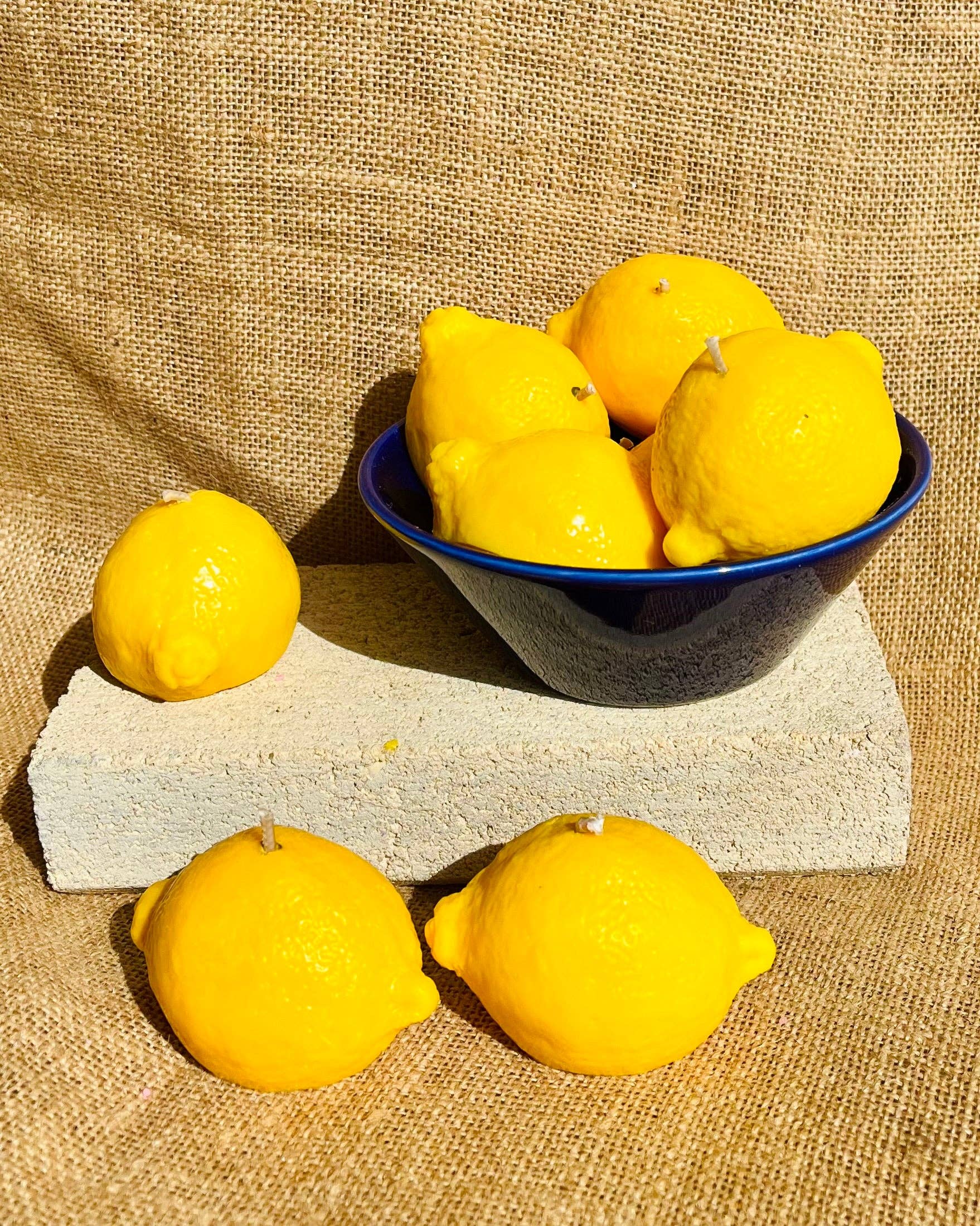 Kourage & co – Engroshandel Gavelys – Citronformet duftlys0