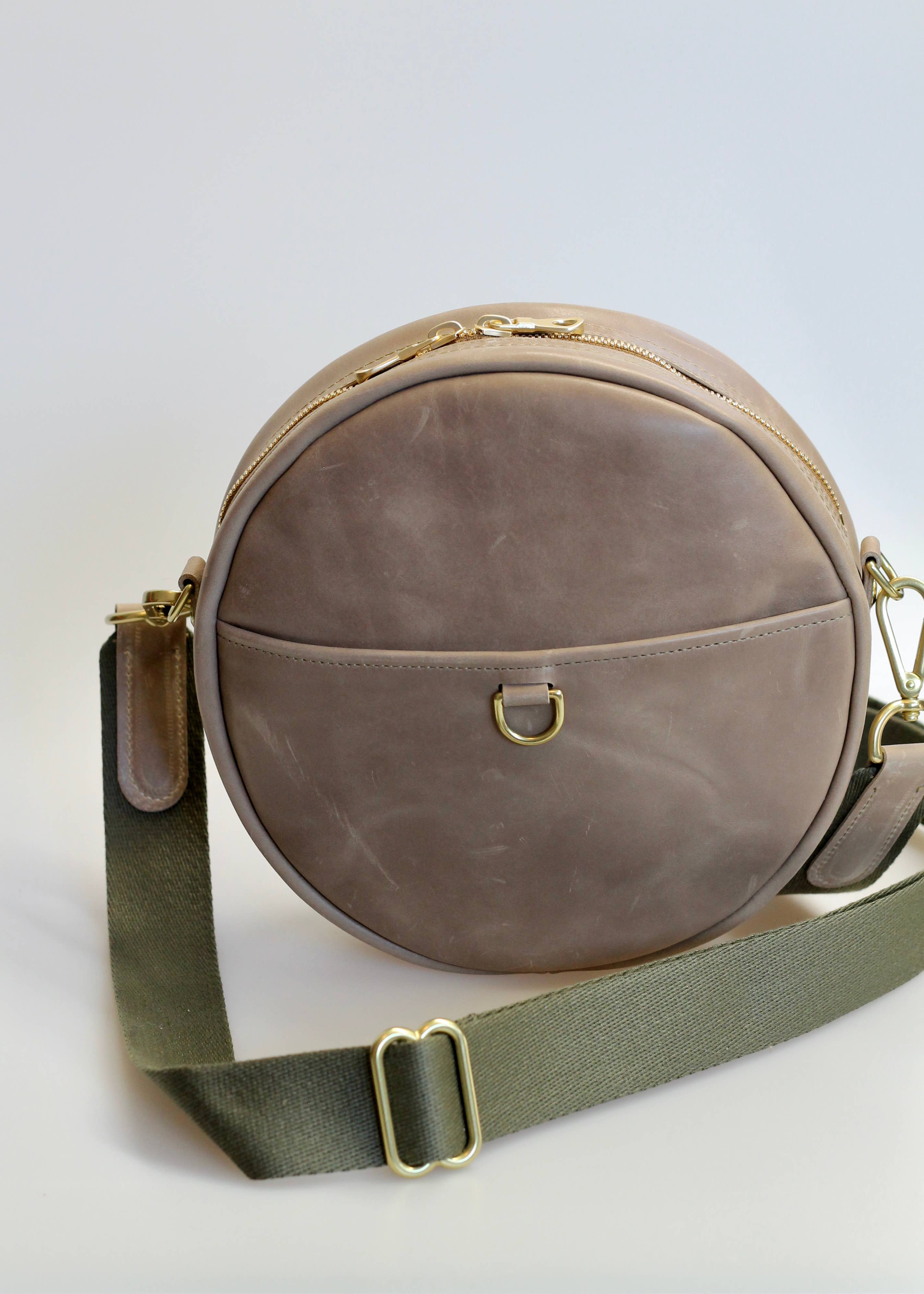 Blackburn Goods – Großhandel Schultertasche – Damen – Die Kantinentasche11