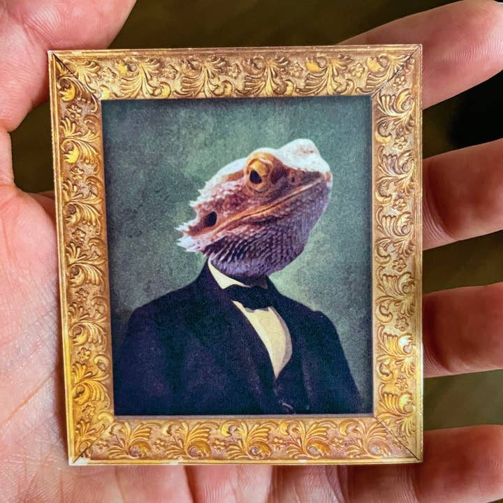 Dirty Brushes - Wholesale Sticker - Bearded Dragon tux frame portrait vinyl sticker tank decor