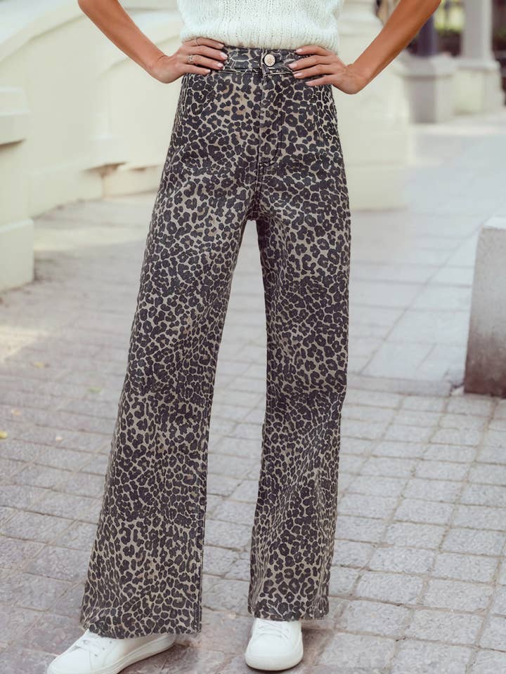 Jean large taille haute à imprimé léopard pour la vente par 1 the Woman