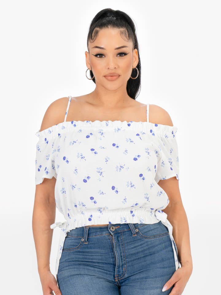 Blouse T707 à épaules dénudées avec bretelles pour la vente par April Moon