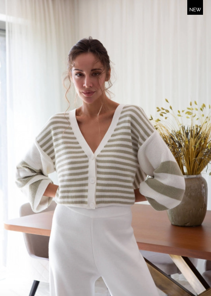 Nenya Fashion Limited - Wholesale Cardigan - Women's - Striped V-Neck Button Front Cardigan1