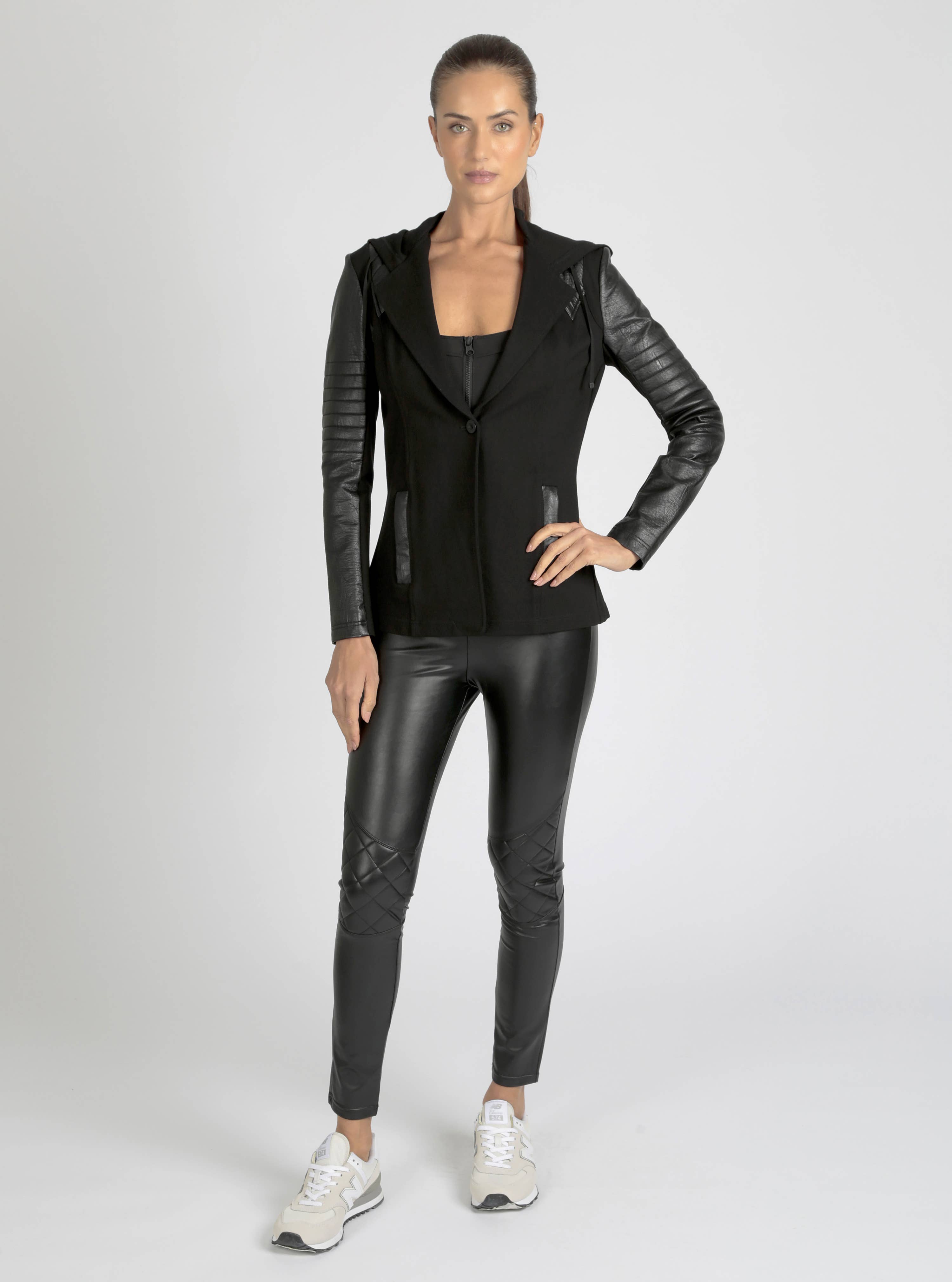 Svart Kavaj med huva - Svart för wholesale på Faire1