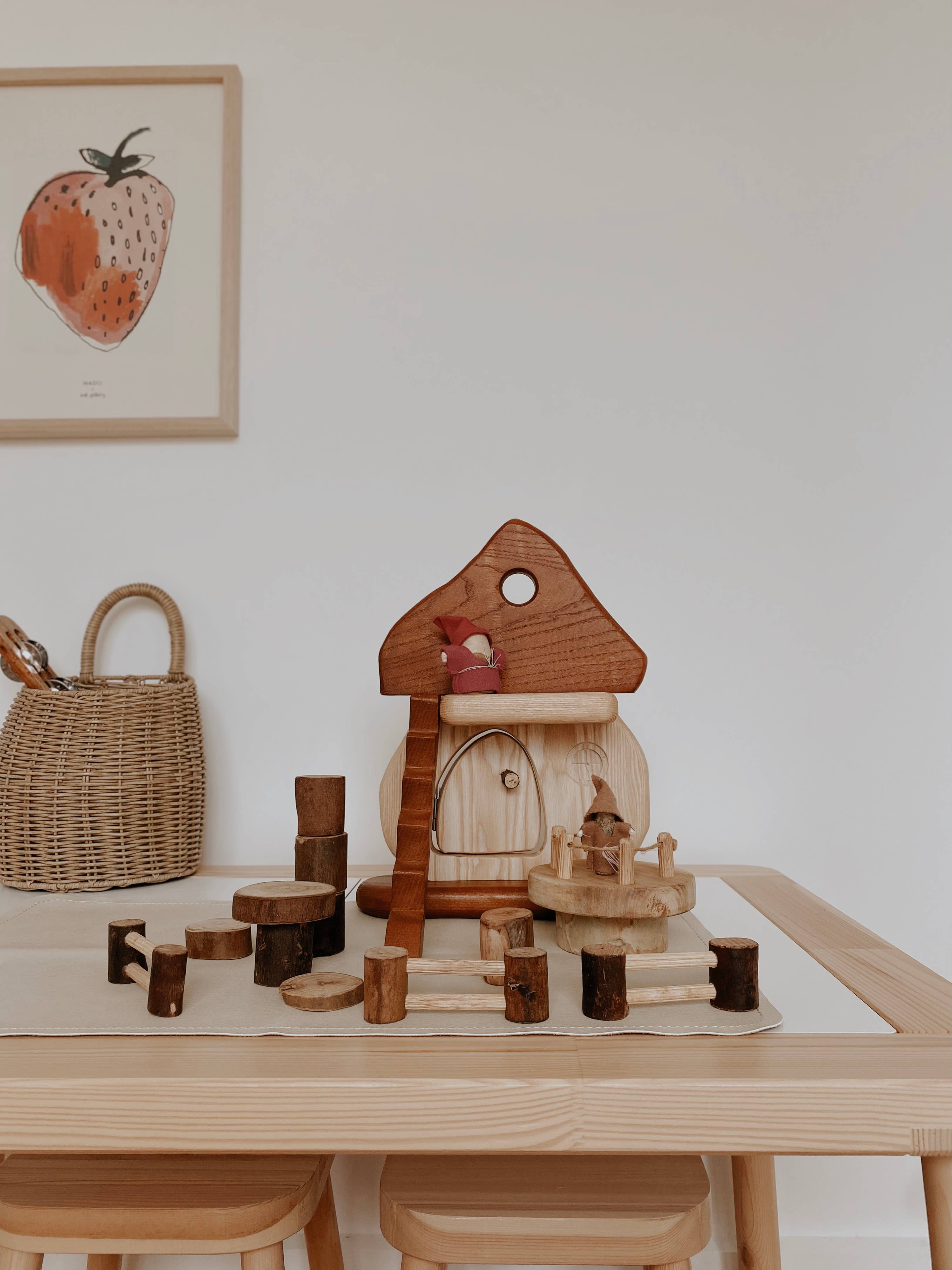 QToysUSA - Vente Jouet en bois – enfant - Petit jeu de maison champignon naturel6