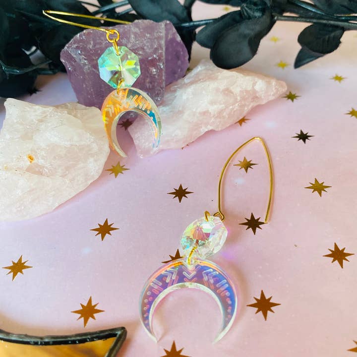 Moody Girl Accessories - Wholesale Dangle Earrings - Summery Moon Earrings1