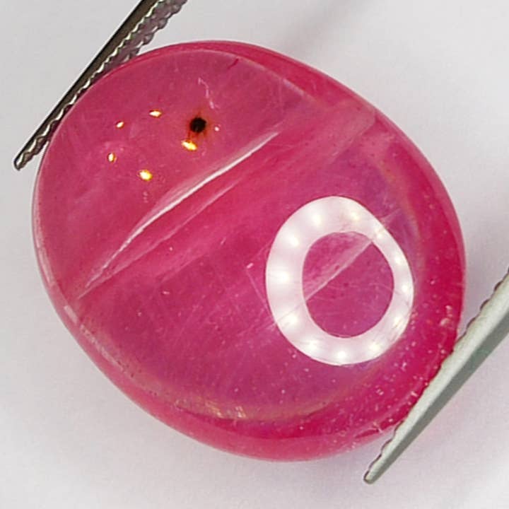 16,50 ct ovaler Cabochon-Rubin 19 x 15 mm für den Großhandel von Naturjoya