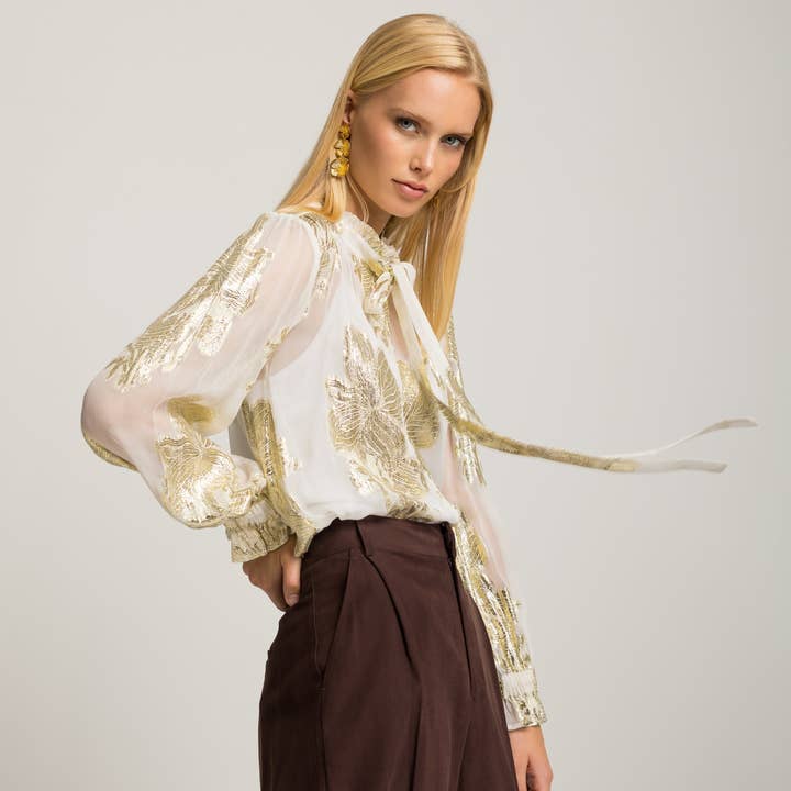 White blouse for women Senia and other Purchase Wholesale camiseta feminina 100 algodao. Free Returns & Net 60 Terms on Faire trending on Faire.