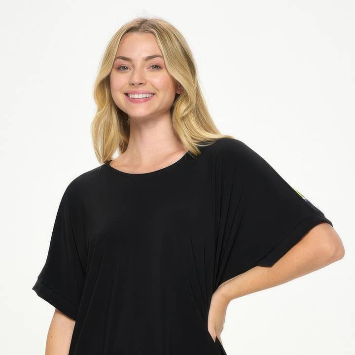 Hit Inbinding Neck Contrast Dolman Sleeve Top and other Purchase Wholesale cc1753. Free Returns & Net 60 Terms on Faire trending on Faire.