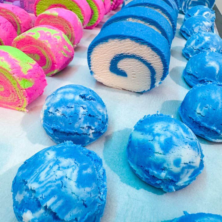 Phoenix Bath and Body - Wholesale Bubble Bath - Bubble Bars - Different Sizes, Colours & Fragrances7