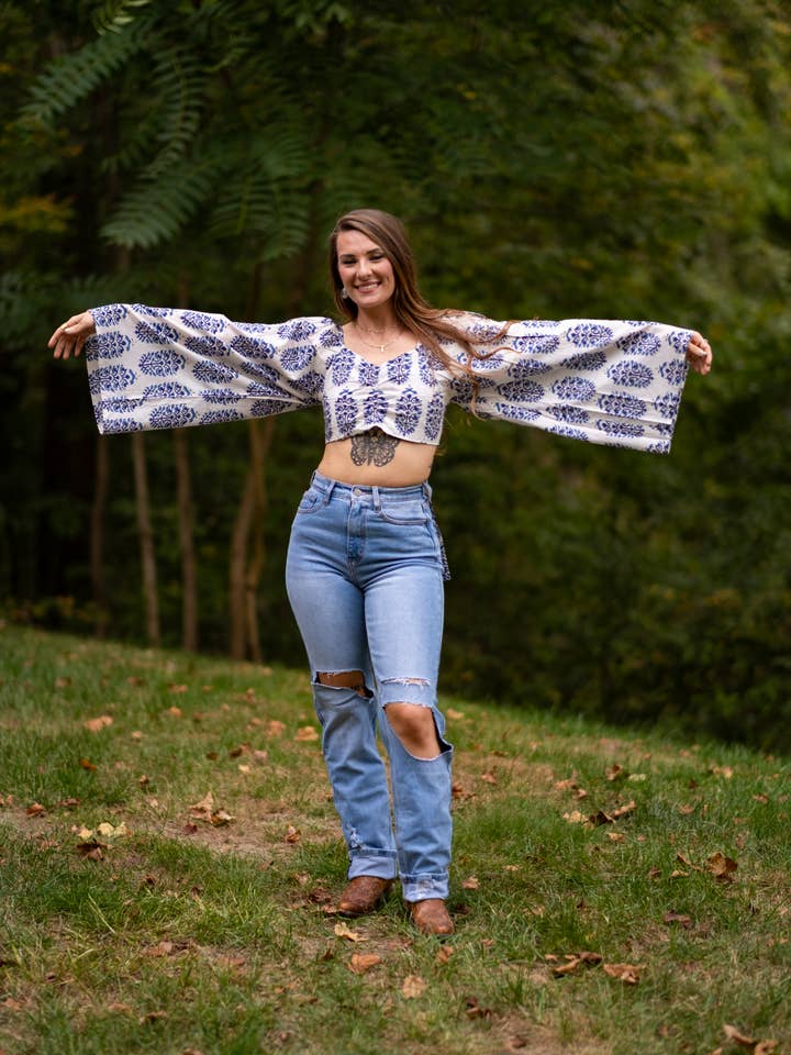 Haut à nouer Lucia 100 % coton pour la vente par Wear Clarity