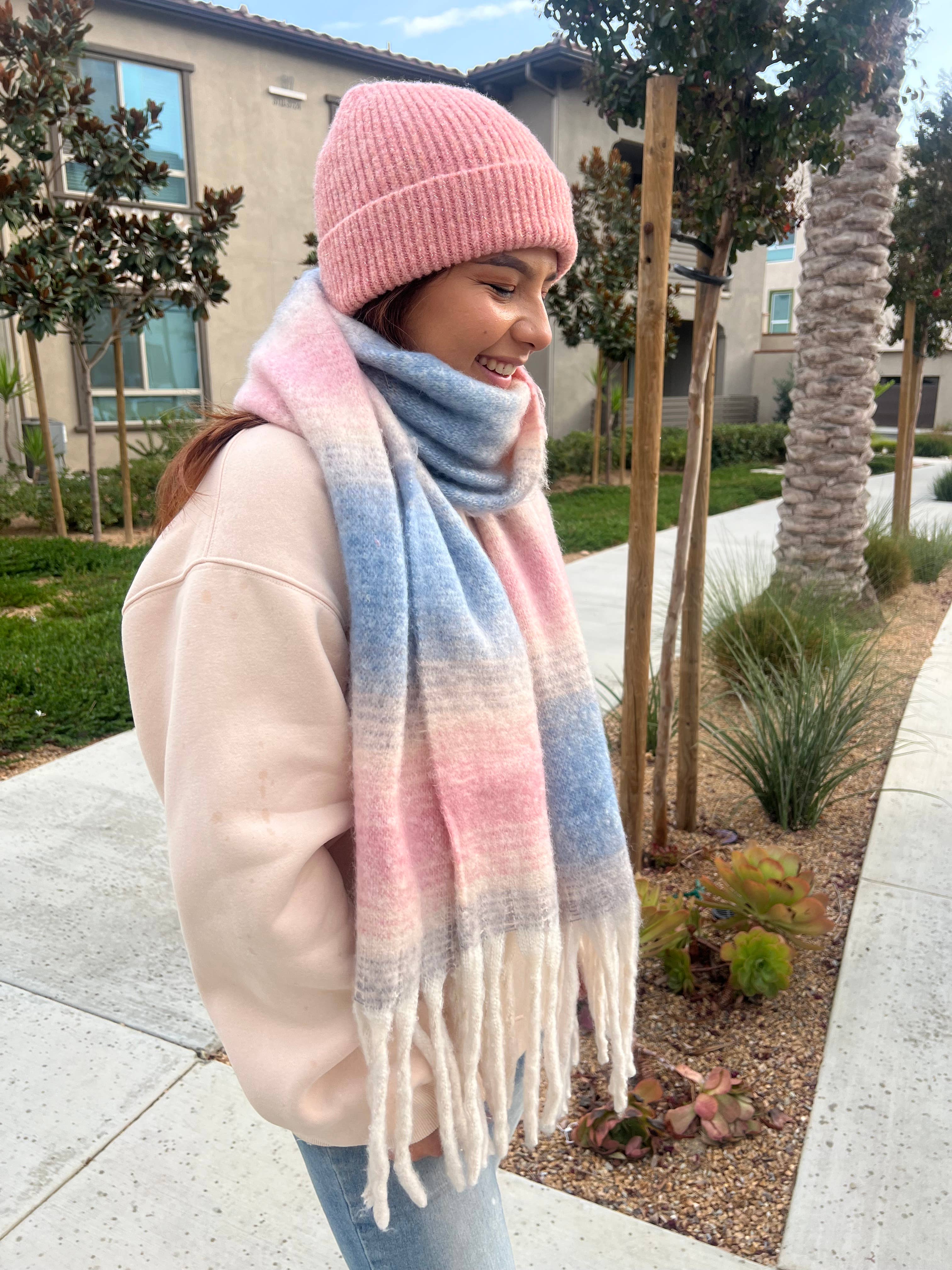 Justin & Taylor – Engroshandel Beanie - Dame – Rich Luxe hue med lurex-detaljer32