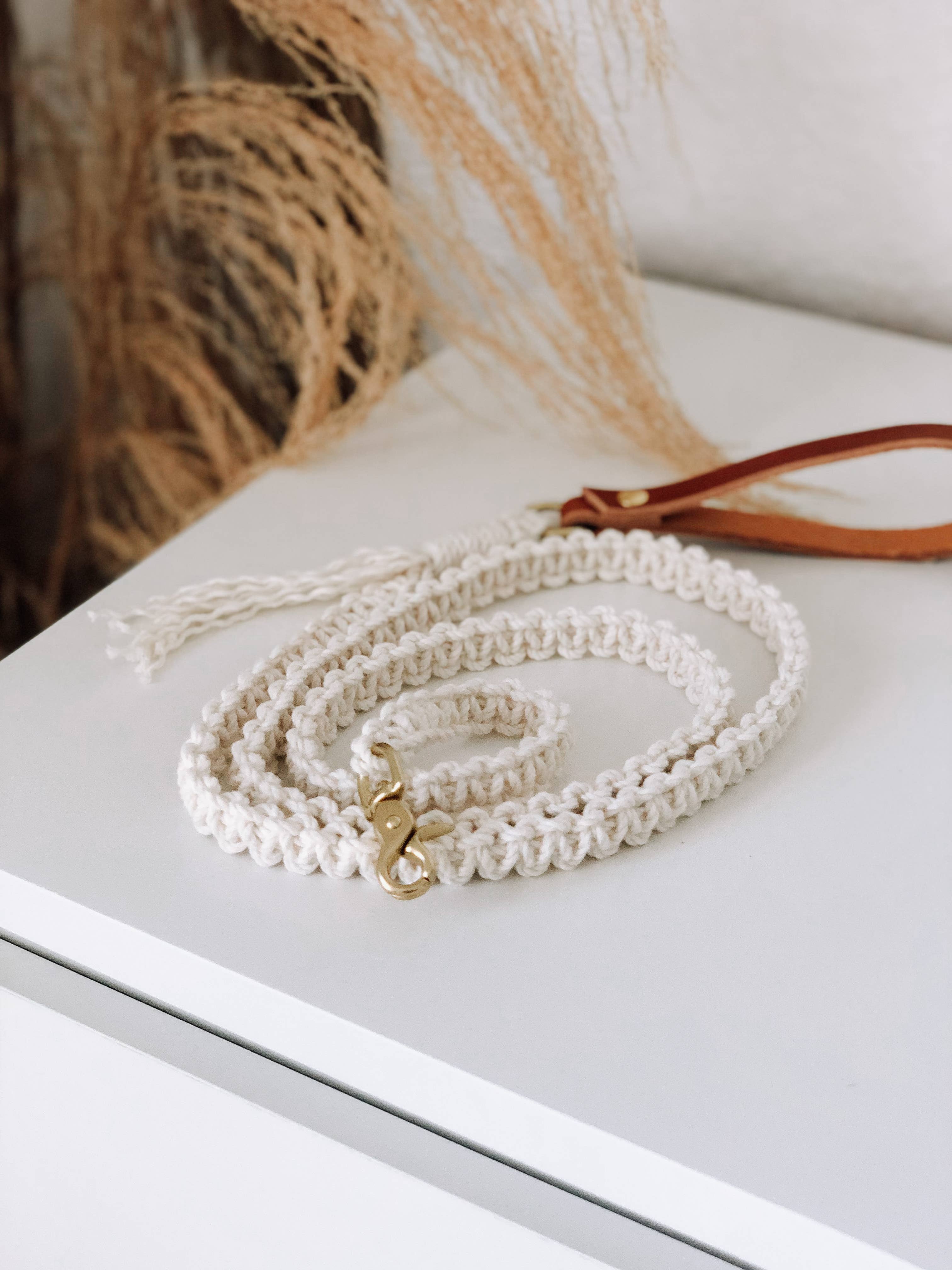 EMBER & IVORY - Wholesale Pet Leash - Dog - Macrame Dog Leash w/ Leather Handle - Natural Ivory Rope9