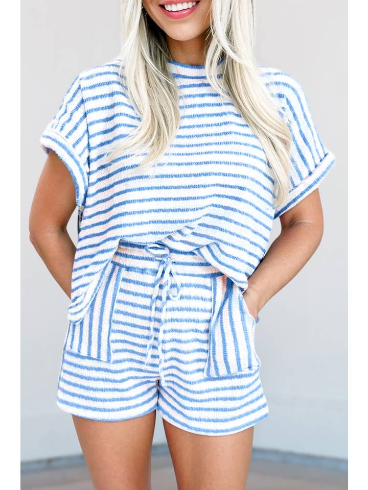 Aapparella - Wholesale Lounge Set - Women's - Stripe Knitted Top and Drawstring Shorts Set | S-XL