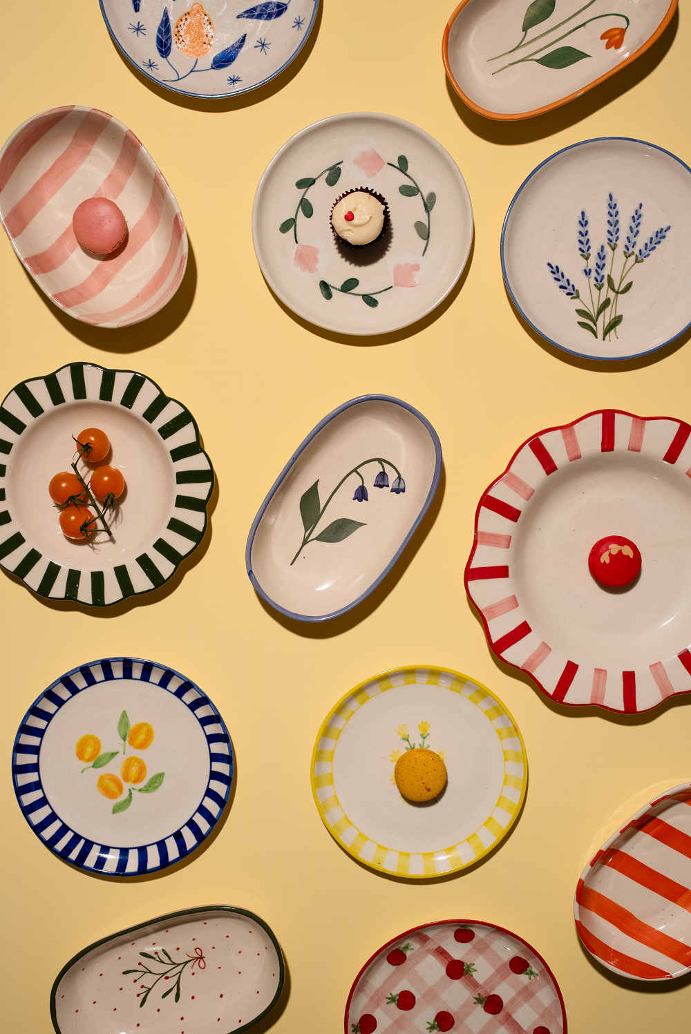 Casa Amarosa - Wholesale Dinner Plate - Ceramic Dessert Plates - Amour Petal , 7 Inches5