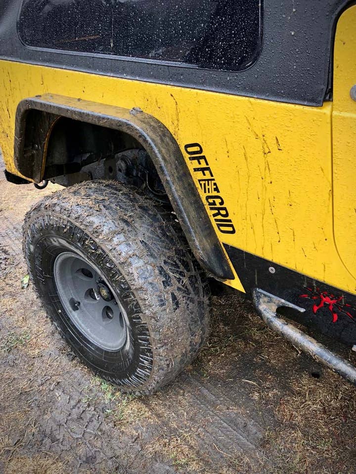 OFF THE GRID Solid Logoklistermärke - 7 Färger för wholesale av Off The Grid Surplus