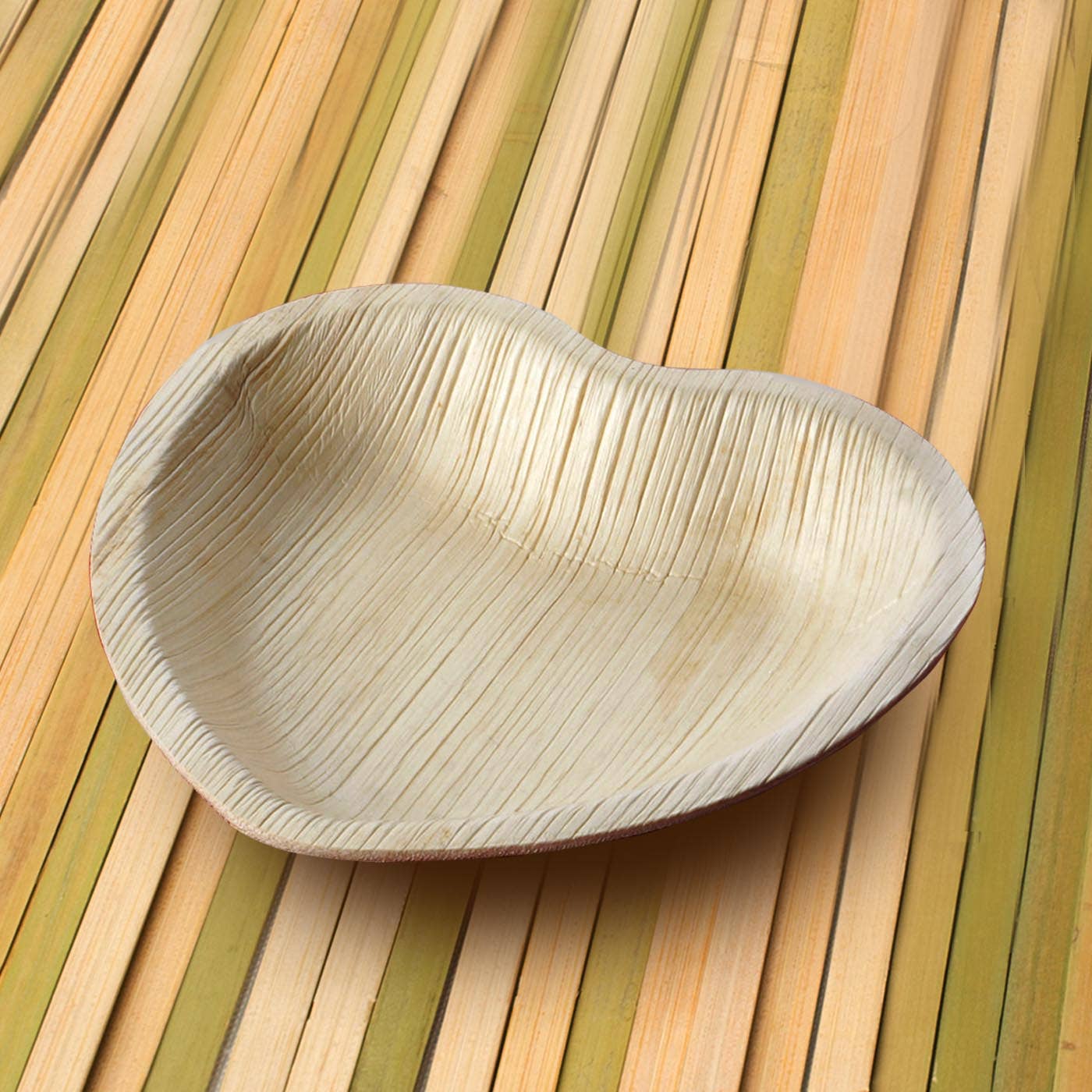 Smarty had a Party - Wholesale Salad Plate - 6" Heart Natural Palm Leaf Salad Plates - 100 pcs5