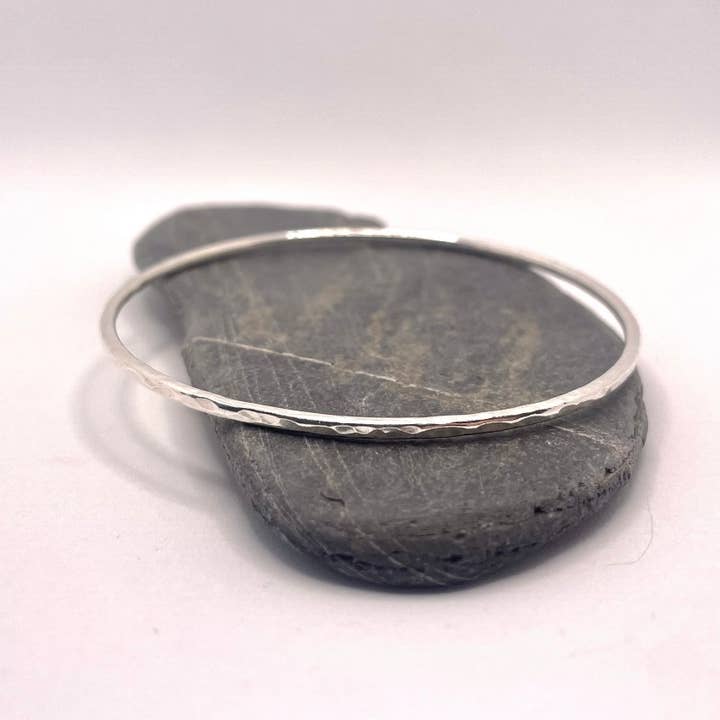 Sterling silver hammered bangle for wholesale by Harri Silver Jewellery LTD