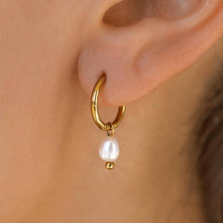 Isla Huggies for wholesale by ALCO Jewelry