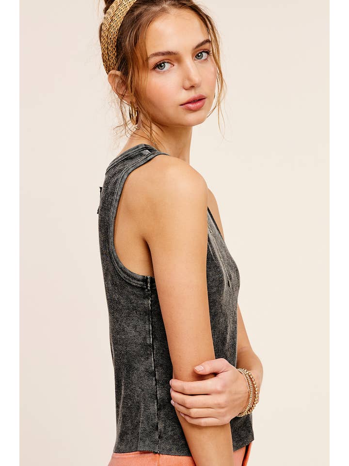 La Miel - Wholesale Tank Top - Women's - HCT7694-Mineral Washed Back Patch Detail Breathable Tank Top