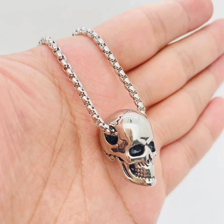 Mio Queena - Wholesale Pendant/Charm Necklace - Skull Charm Stainless Steel Men's Necklace - MJ/MNP4