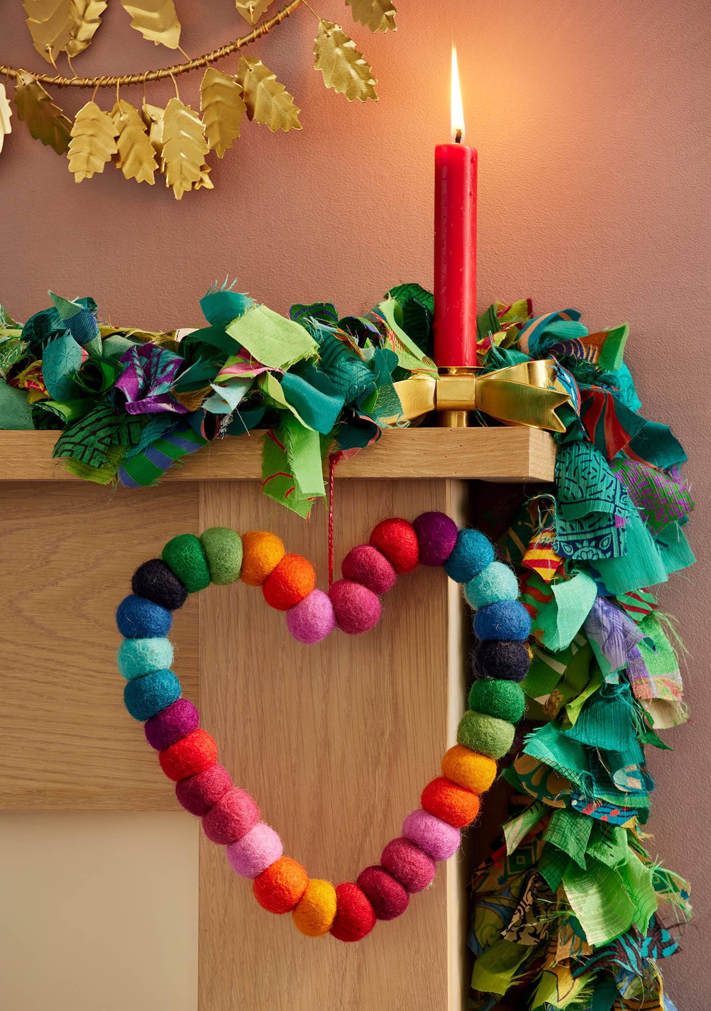 Namaste - Wholesale Wreath - Chunky Rainbow Heart Wreath0
