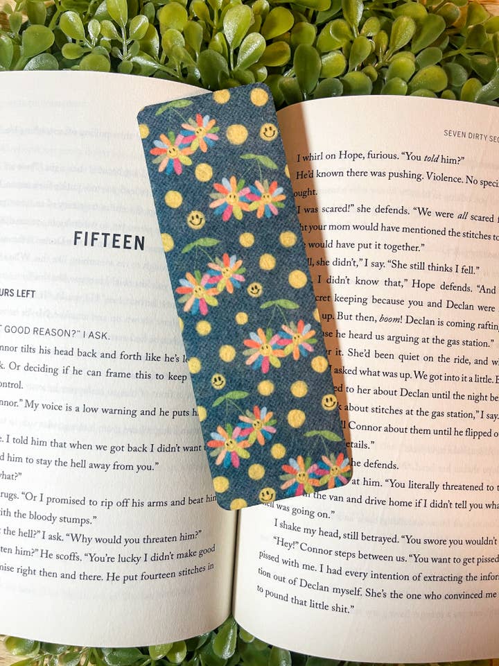 Lesezeichen „Regenbogenblumenkirschen“ für den Großhandel von Sharp Thoughtlings