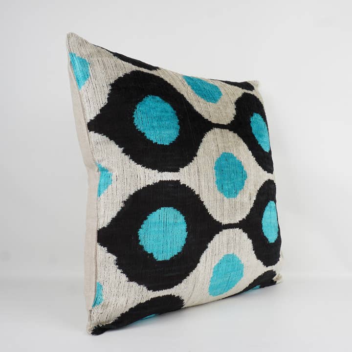 MD Home - Wholesale Throw Pillow Cover - HANDMADE- IKAT SILK/VELVET PILLOWCASE 20"x20"