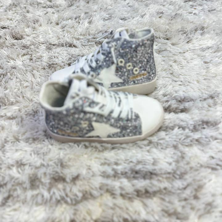 Torn and Trendy - Wholesale Lifestyle Sneakers - Kids - Silver Glitter Hi Top2