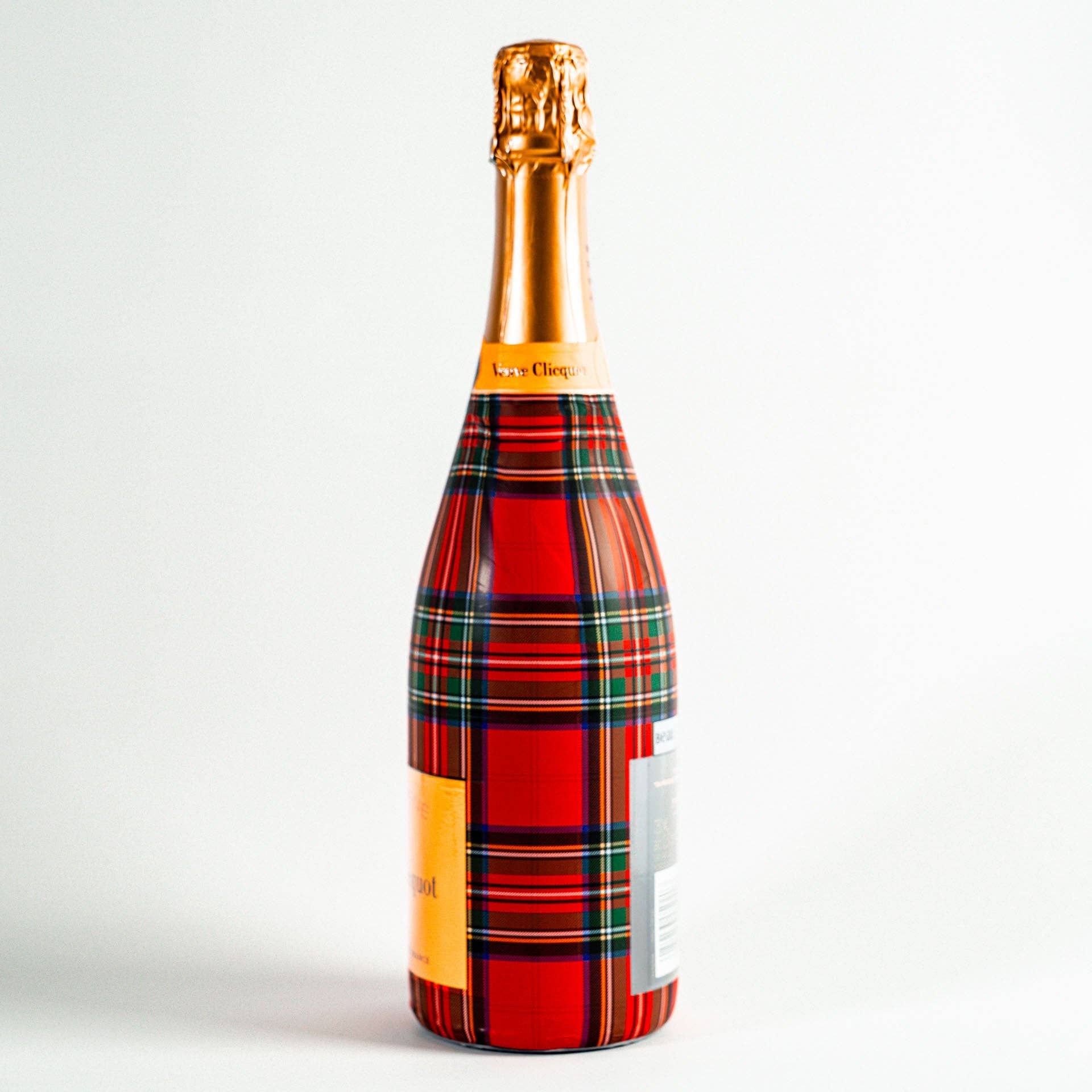 Beau Bottles – wholesale Wine gift bag – Beau Bottles Red and Green Christmas Tartan - Champagne Collection1
