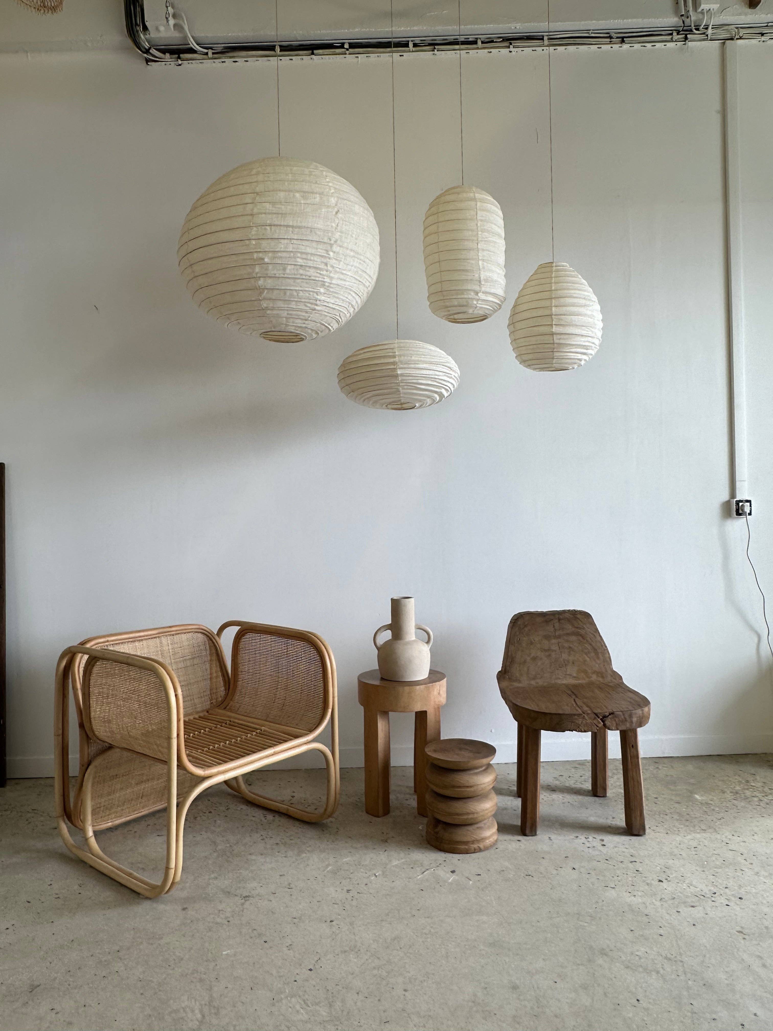 Office Objets - Wholesale Chandelier/Hanging Light - Average Japanese-style oval flattened pendant in rattan and natural linen H30 D4514