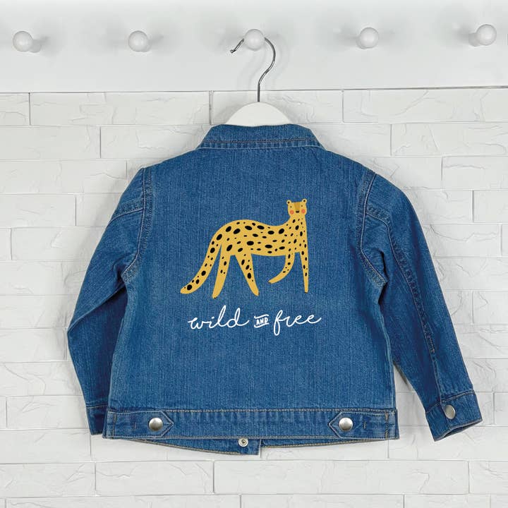 Leopard Wild And Free Jeansjacke für Baby/Kinder für den Großhandel von Lovetree Design