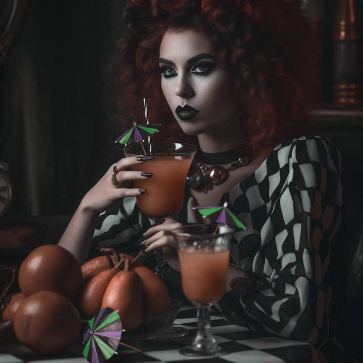 Lively Ghosts - Wholesale Cocktail Shaker - Haunted Spirits 'Beetle Juice' | Spooky Cocktail Umbrellas [4