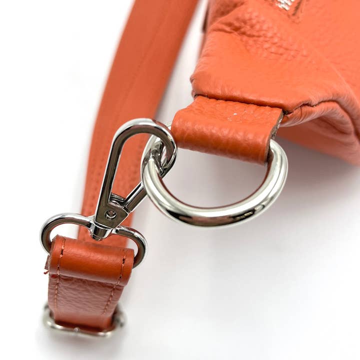 Suie Valentini srl - Wholesale Crossbody Bag - Women's - Genuine leather fanny pack, Made in Italy, art. 11242616