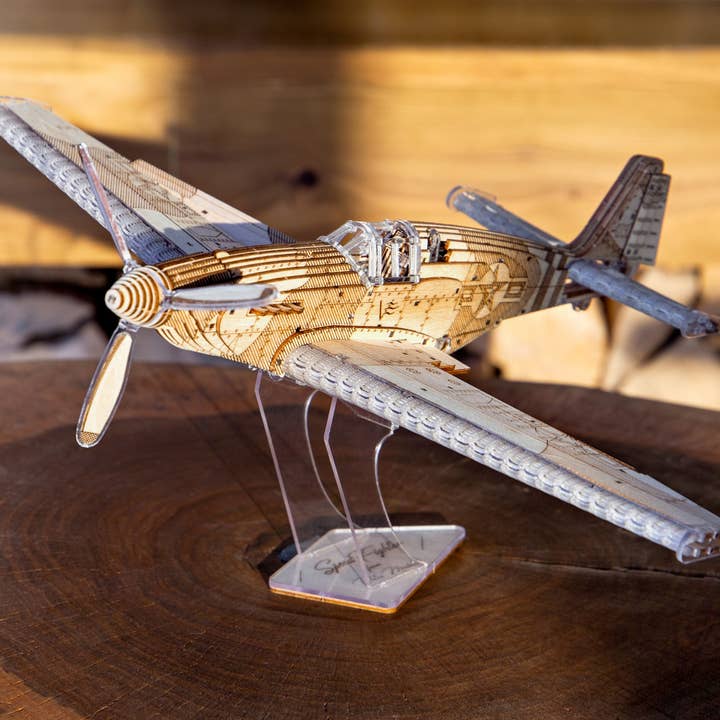 MADNESSTOYS - Wholesale Decorative Tabletop Object - Speedfighter8