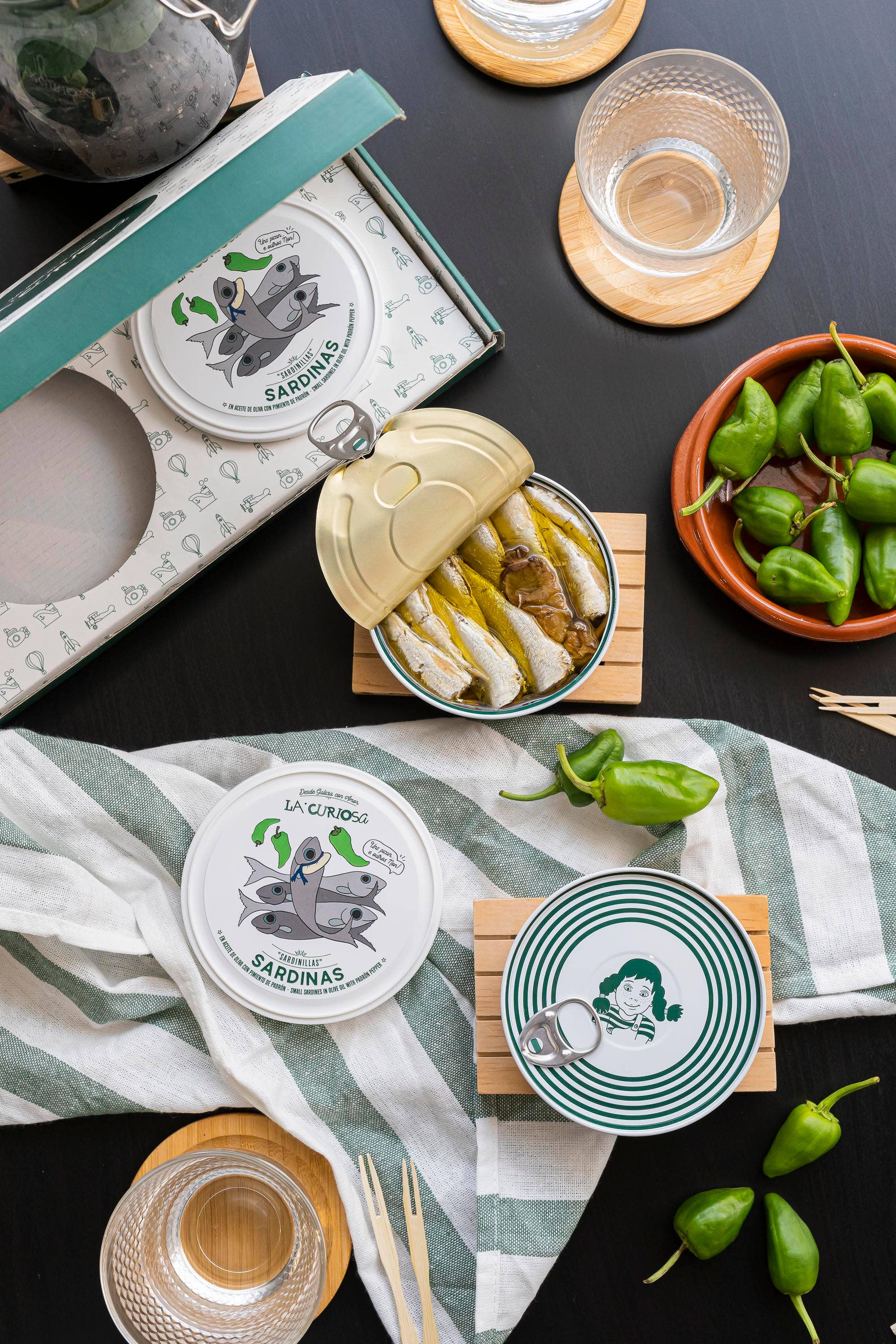 La Curiosa - Wholesale Tinned Fish - Small sardines with padrón peppers 10/14 pieces7