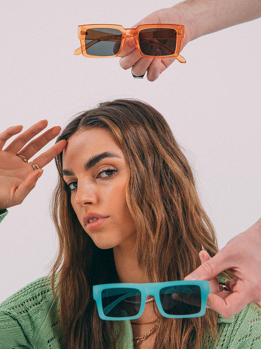 AFA COLLECTIVE - Wholesale Sunglasses - Women's - Square Matte Crystal Frame Sunglasses1