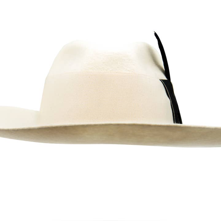 Boho-hoed in wit voor wholesale door ELY.B HATS