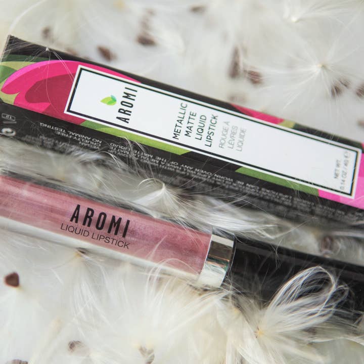 Aromi - Wholesale Lipstick - Pixie Dust Metallic Liquid Lipstick
