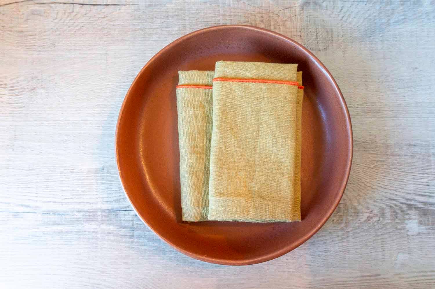 West Coast Handmade - Wholesale Dinner & Cloth Napkin - 100% Linen Green (Haystack) Cloth Dinner Napkins - Set of 21