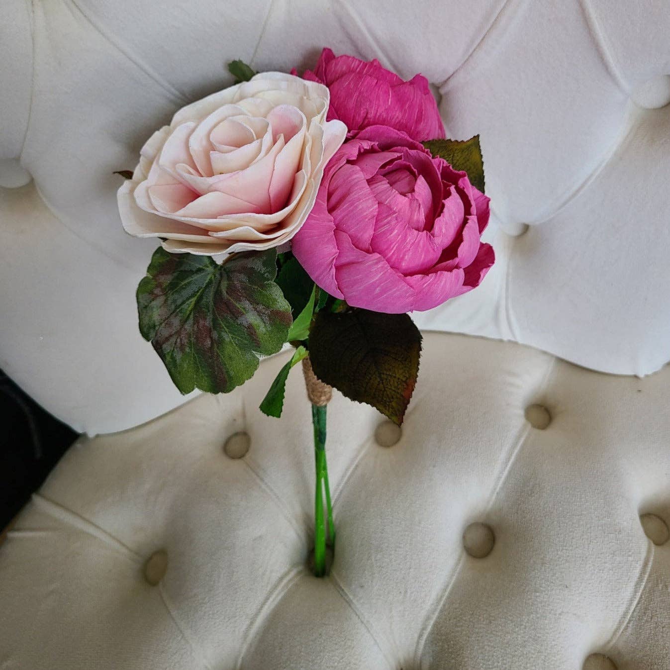 Wyldcraft Woods – wholesale Konstgjorda blommor – Alla hjärtans pionbukett1